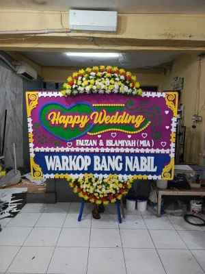 Papan Bunga di Ruko Gading Serpong